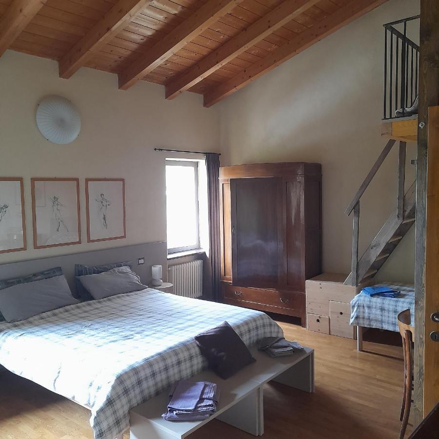 Agricola Tre Rii Sidreria Bed & Breakfast Corniglio Exterior photo