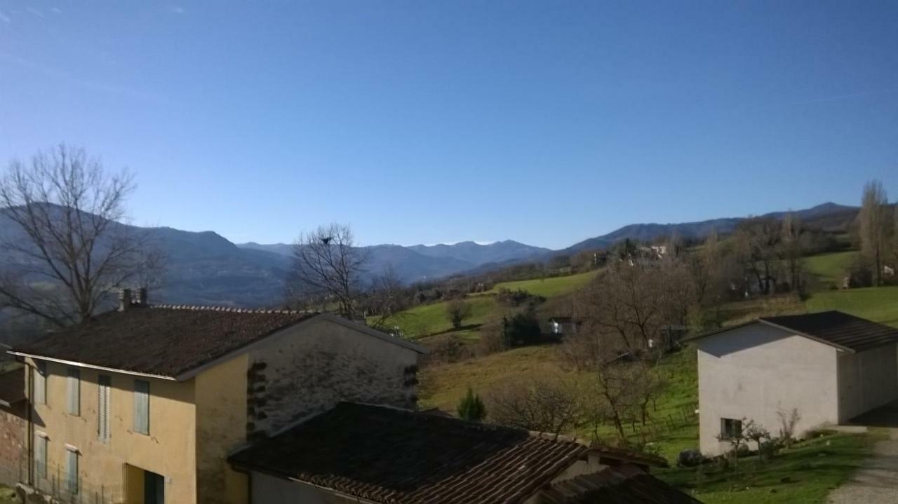 Agricola Tre Rii Sidreria Bed & Breakfast Corniglio Exterior photo