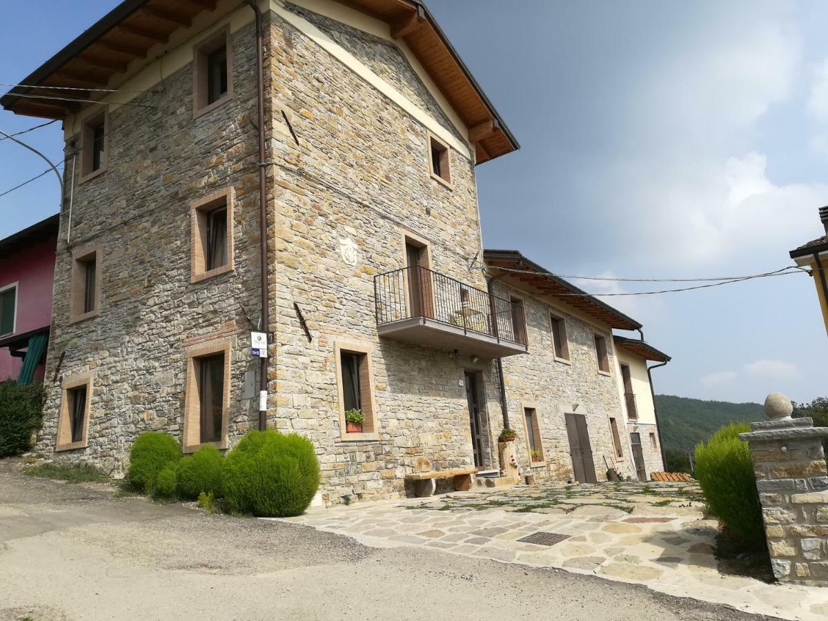 Agricola Tre Rii Sidreria Bed & Breakfast Corniglio Exterior photo